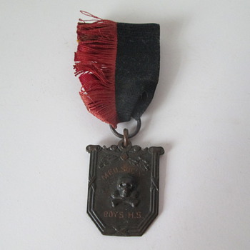 Med Secretary Pin/Medal - Costume Jewelry