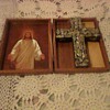 VINTAGE BIBLE BOX AND CROSS