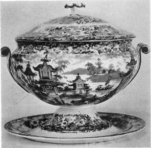 A Wedgwood Tureen, Circa 1820: Circular, and decorated in dark blue with a Chinese design, it has a separate tray that serves as the base. A Wedgwood Tureen, Circa 1820: Circular, and decorated in dark blue with a Chinese design, it has a separate tray that serves as the base.