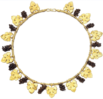 Necklace, yg, glass beads, c. 1870, Archaeological Revival, a woven yg chain suspending vine leaf motifs alternating with purple glass bead bunches of grapes, S-hook clasp, attributed to Castellani Necklace, yg, glass beads, c. 1870, Archaeological Revival, a woven yg chain suspending vine leaf motifs alternating with purple glass bead bunches of grapes, S-hook clasp, attributed to Castellani - photo courtesy Sotheby's, London