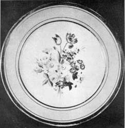 4. Paris porcelain plate, part of a dinner service of the type used by Irving. Said to have been made at Au Paradis factory in the 1830s. 4. Paris porcelain plate, part of a dinner service of the type used by Irving. Said to have been made at Au Paradis factory in the 1830s.