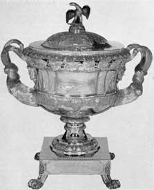 Presentation urn made in 1825 by Fletcher and Gardiner of Philadelphia and given to Gov. DeWitt Clinton by New York City merchants. Presentation urn made in 1825 by Fletcher and Gardiner of Philadelphia and given to Gov. DeWitt Clinton by New York City merchants.