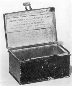 Interior Japanned Nutmeg Box: The original label is still inside the lid. It reads: "Sold Wholesale by Lemuel Blake No. 84 State St. Boston. Price One Dollar Per Dozen. A Liberal Discount to Wholesale Purchasers. Orders Executed with Punctuality." Interior Japanned Nutmeg Box: The original label is still inside the lid. It reads: "Sold Wholesale by Lemuel Blake No. 84 State St. Boston. Price One Dollar Per Dozen. A Liberal Discount to Wholesale Purchasers. Orders Executed with Punctuality."