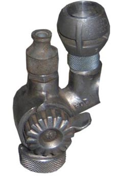 The dial on this aluminum forestry nozzle can be set to off, straight stream, or fog, as shown here. The dial on this aluminum forestry nozzle can be set to off, straight stream, or fog, as shown here.