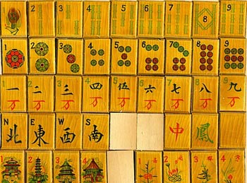The designs on this inexpensive Pah Lukk wooden set from the 1920s are really decals that have been varnished. The designs on this inexpensive Pah Lukk wooden set from the 1920s are really decals that have been varnished.