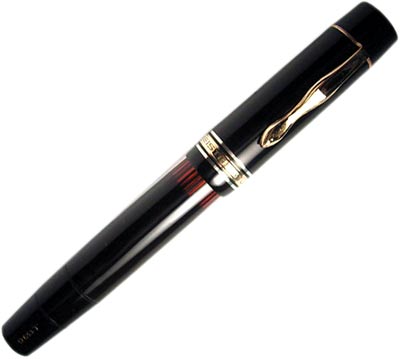 The L 139, such as this example from 1942, was, and still is, the fattest pen in the Montblanc line. The L 139, such as this example from 1942, was, and still is, the fattest pen in the Montblanc line.