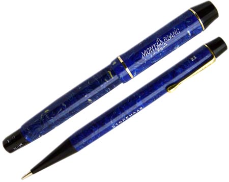In the 1930s, pens and pencils were sold in sets. This No. 322 push-knob pen in azurite blue is paired with its matching pencil, the No. 23. In the 1930s, pens and pencils were sold in sets. This No. 322 push-knob pen in azurite blue is paired with its matching pencil, the No. 23.