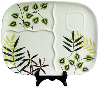 Nassau was a short-lived pattern made only in 1953. It is another pattern in the Concord shape—Belle Kogan designed three other Concord patterns in 1952, and may have designed this one, too. Nassau was a short-lived pattern made only in 1953. It is another pattern in the Concord shape—Belle Kogan designed three other Concord patterns in 1952, and may have designed this one, too.