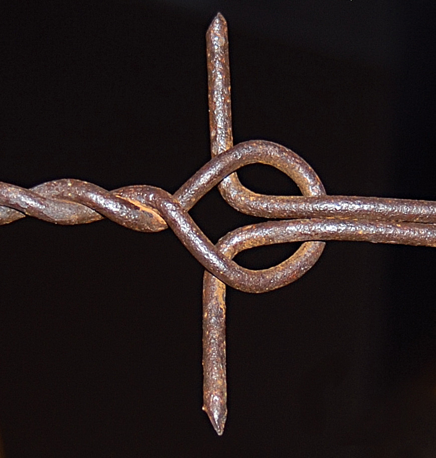Hunt's Link This Hunt's Link variation was patented in 1877 by George G. Hunt of Bristol, Ill. Each link is 6.5 inches long. Photo by railman.