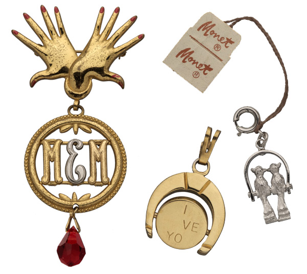 monet-pairing2 This dangle pin (above, left) from the mid-to-late 1930s seems a bridge between Monet's monogramming roots and eventual prominence in the charms trade. The Monettes pieces (above, right) are from 1959.