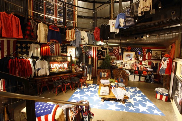 IKE3456-600x400 A view of Carroll's entire "Stars and Stripes" installation at the Levi's store in San Francisco. Via corduroymag.com.