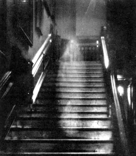 brown_lady Most antique "spirit photos" have been debunked, but no one can explain this 1936 photograph of the "Brown Lady" of Raynham Hall in England, taken by Captain Provand. Via The Haunted Museum.
