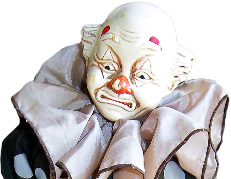 creepyclown A collector selling Ollie the clown says he appeared to have been beat-up by another clown figure named Fredo.