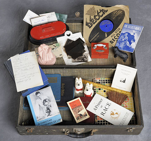 20120518103 Thelma's suitcase.