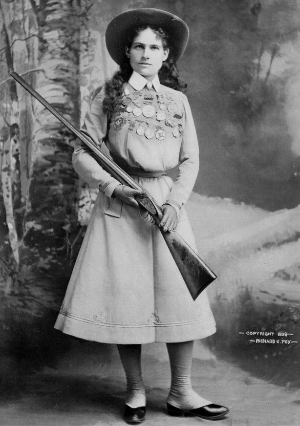 annie oakley Sharpshooter Annie Oakley, pictured in the "Police Gazette" newspaper in 1899, would show off her talent in "Buffalo Bill's Wild West" show. (From the Autry National Center)