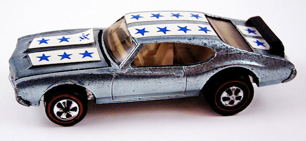 A classic muscle car, the Olds 442, from 1971.