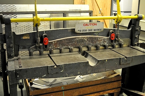 Pexto This sheet-metal shear, manufactured by Pexto, is another piece of equipment the Exploratorium acquired for only the cost of shipping.