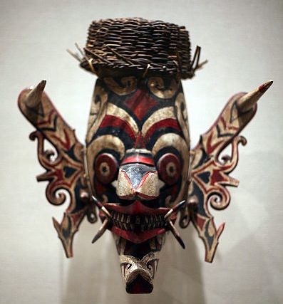 clown_hudoq A Hudoq mask from turn-of-the-century Borneo on view at the Metropolitan Museum of Art in New York City. (Via WikiCommons)