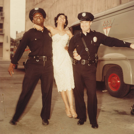 vbg_cops_dandridge_rkostudio Dorothy Dandridge, on the set of “Carmen Jones” at a RKO studio lot in Hollywood in 1954.