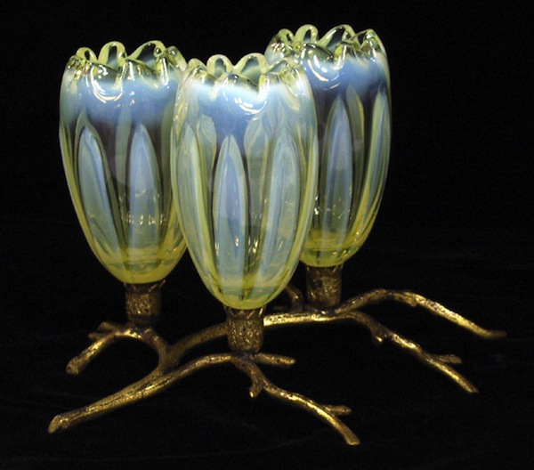walsh3cuptable Water lilies by John Walsh Walsh of Birmingham, England, circa 1903. Courtesy Bob Harry/Robert Leal; photo via Dave Peterson at <a href="http://www.vaselineglass.org/">VaselineGlass.org</a>