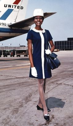airlines_united_1960s Jean Louis designed this A-line dress with a kefi hat for United in 1968.