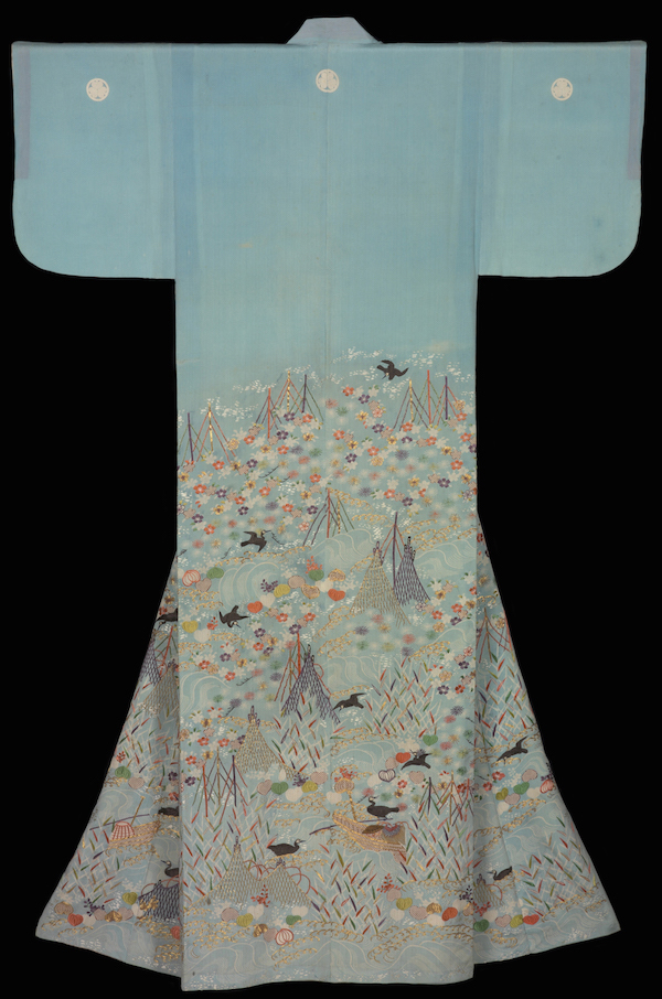 The water theme of this silk-crepe summer robe with a cormorant-fishing design would have been thought to have a cooling effect. (From the John C. Weber Collection, image © John Bigelow Taylor)