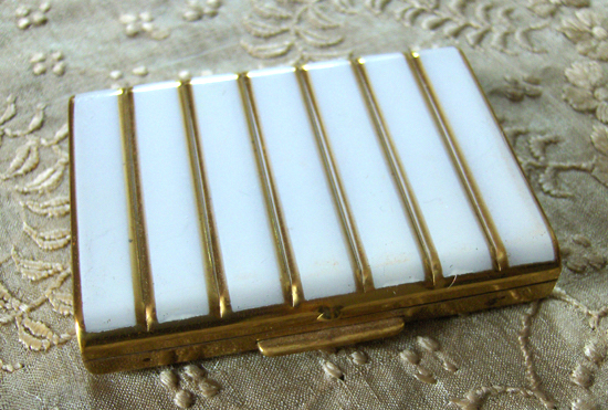 An enameled Helena Rubinstein compact, circa 1930s. (Via Tangerine Boutique)
