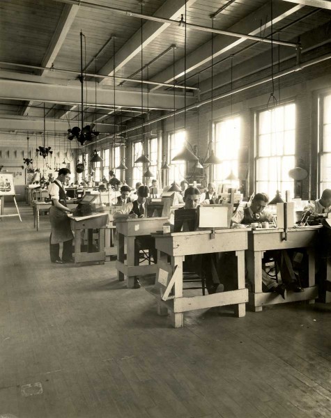The retouching department at Teich & Co., circa 1930s. Courtesy Lake County (IL) Discovery Museum, Curt Teich Postcard Archives.