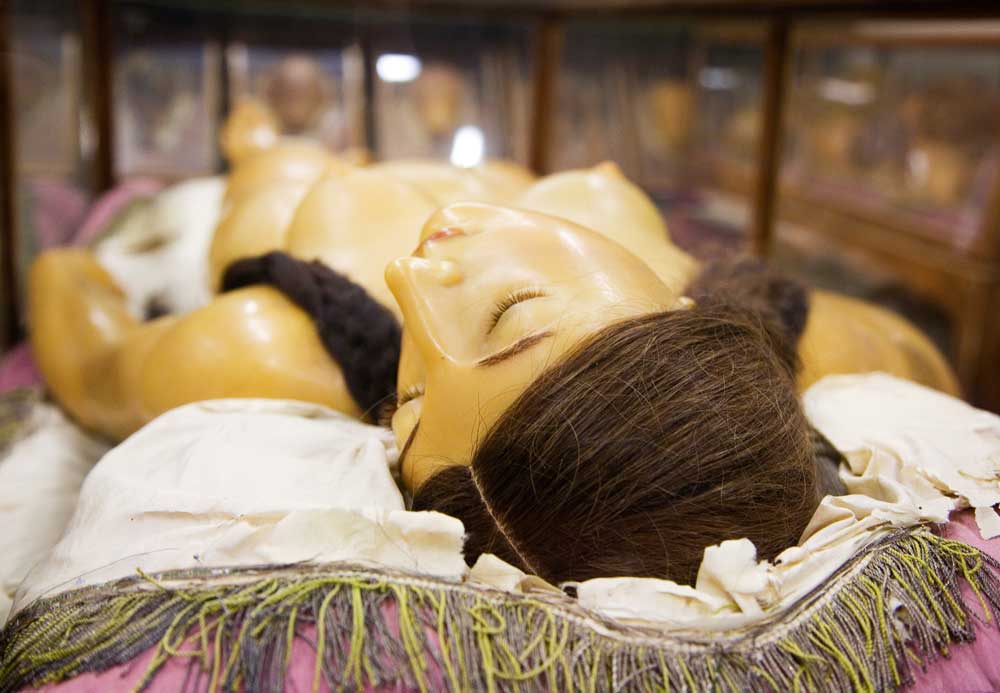 Clemente Susini’s dissectible Medici Venus (1780–82) was famous for its realism. Courtesy the Natural History Museum of Florence. Photo © Joanna Ebenstein.