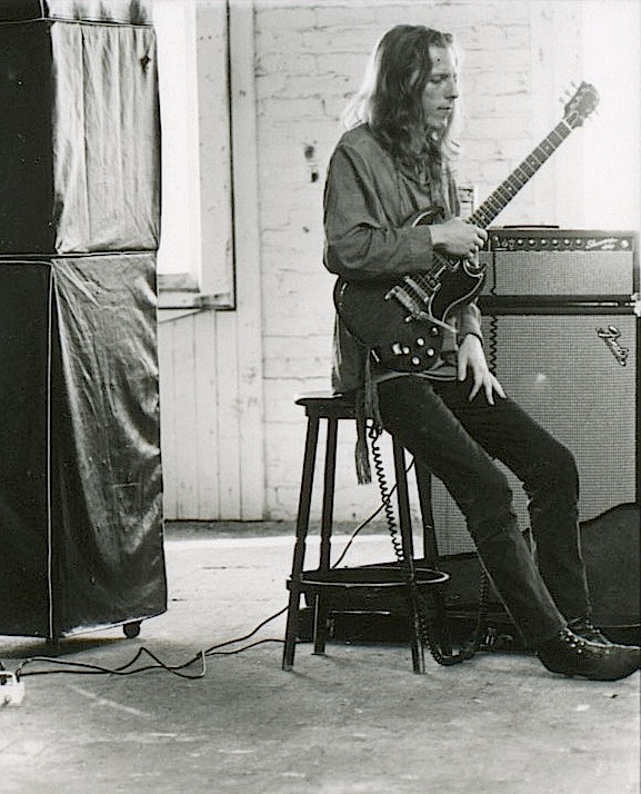 Lead guitarist James Gurley.