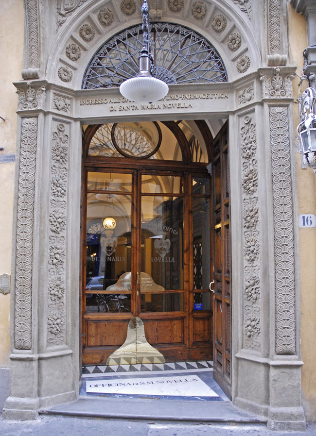 It's easy to miss the beautiful but understated main entry to Florence's oldest pharmacy amid the city's grandiose architecture.