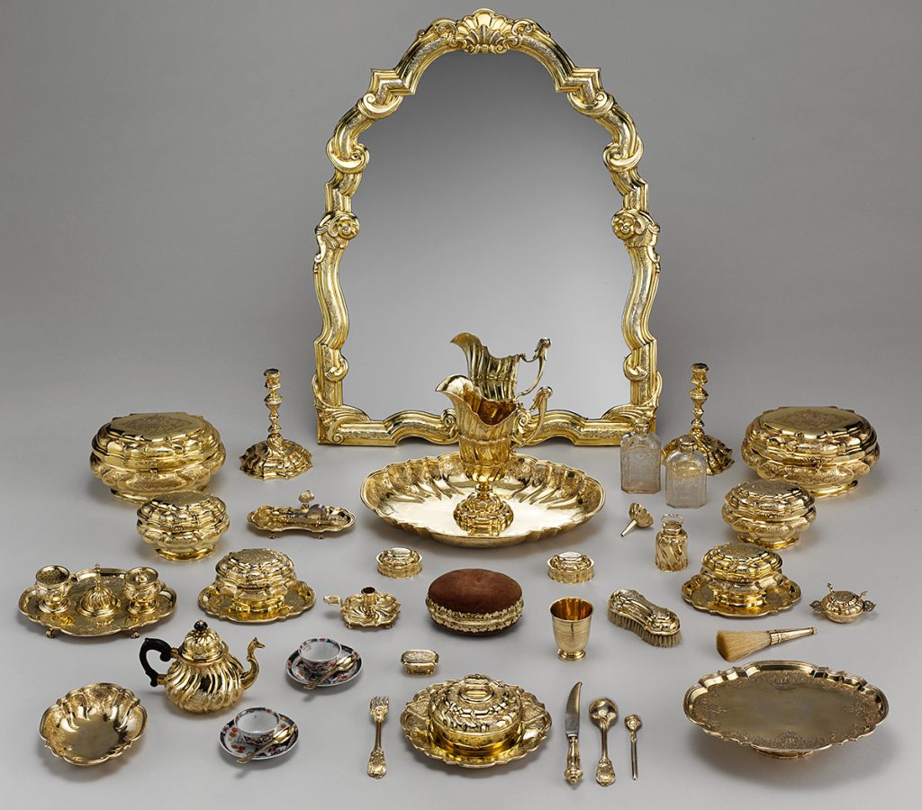 A complete toilette set in gilt-silver and porcelain made in Germany, c. 1743–45. Via the Metropolitan Museum of Art.